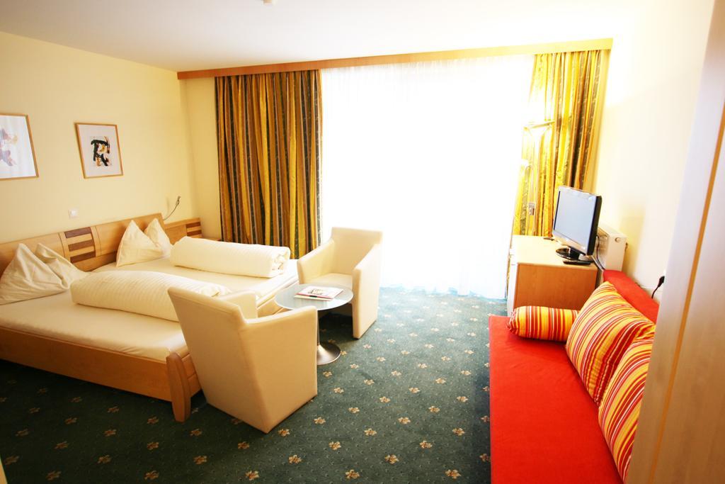 Mollbrucke Landhotel Kreinerhof מראה חיצוני תמונה